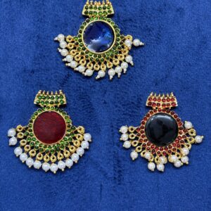 Round Stone Pendant with loreal beads