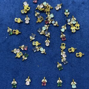 2 Leaf Pendant with Drop Stone