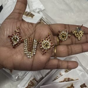 Perumal Pendant with Earnings (Design 2)