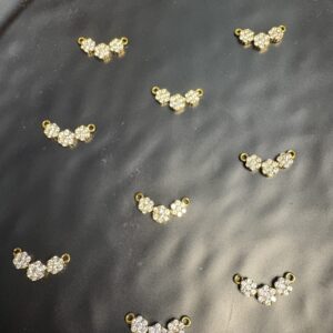 Round Flower 3 Stone