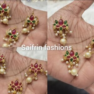 Lotus Pendant with Handing