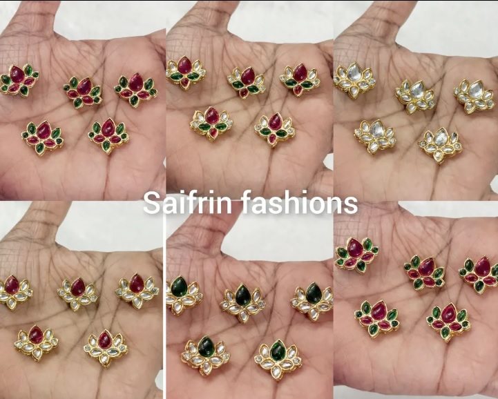 Lotus Stone Pendant (Design 2)